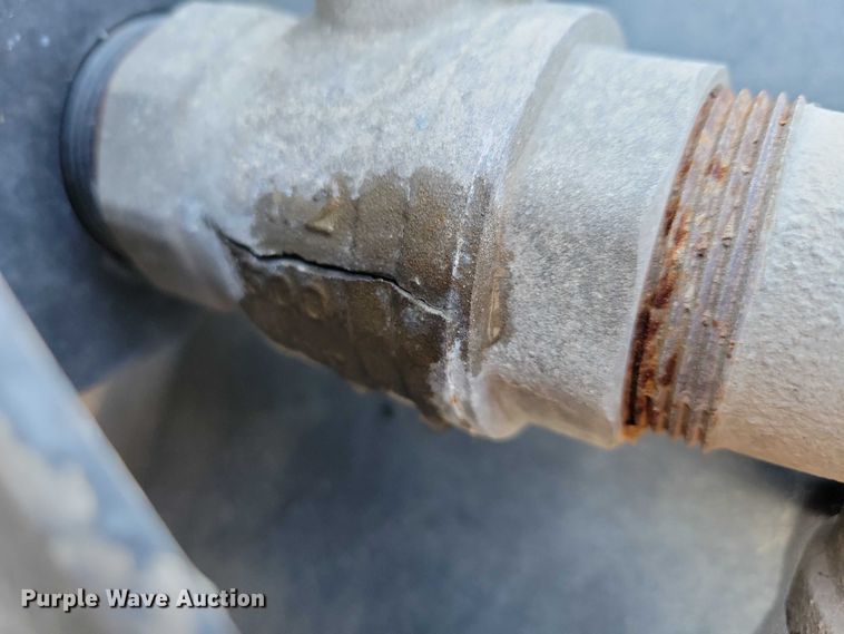 image for item DZ6494 2002 Freightliner FC70 street sweeper truck