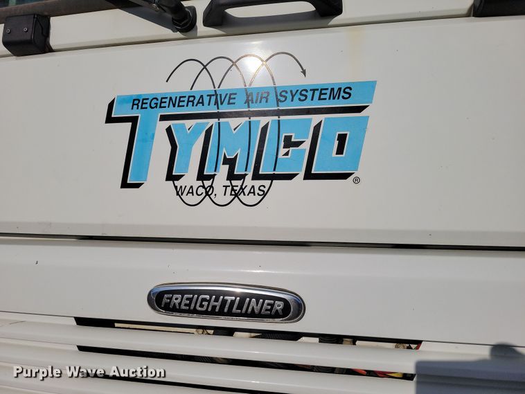 image for item DZ6494 2002 Freightliner FC70 street sweeper truck