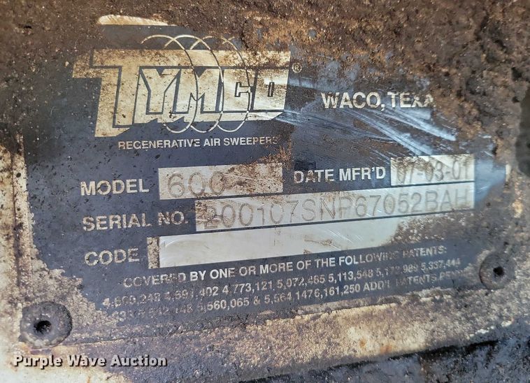 image for item DZ6494 2002 Freightliner FC70 street sweeper truck