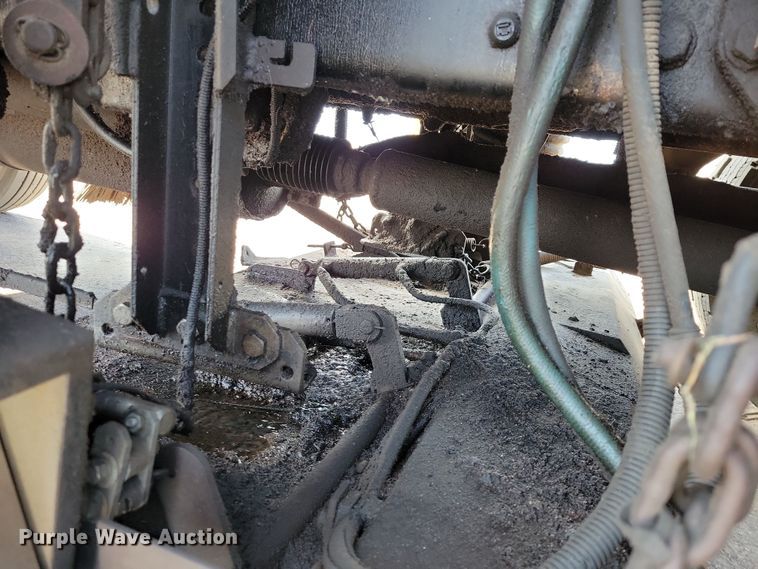 image for item DZ6494 2002 Freightliner FC70 street sweeper truck