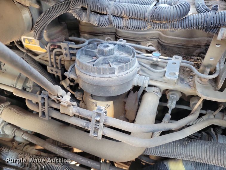 image for item DZ6494 2002 Freightliner FC70 street sweeper truck