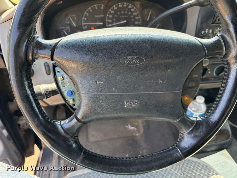 image for item DZ8968 1999 Ford Ranger SuperCab pickup truck