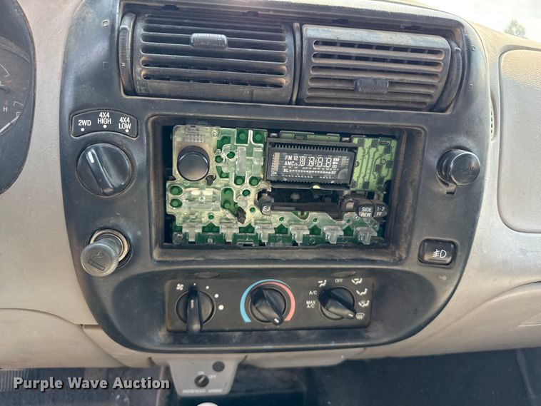 image for item DZ8968 1999 Ford Ranger SuperCab pickup truck