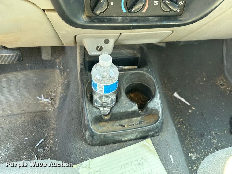 image for item DZ8968 1999 Ford Ranger SuperCab pickup truck