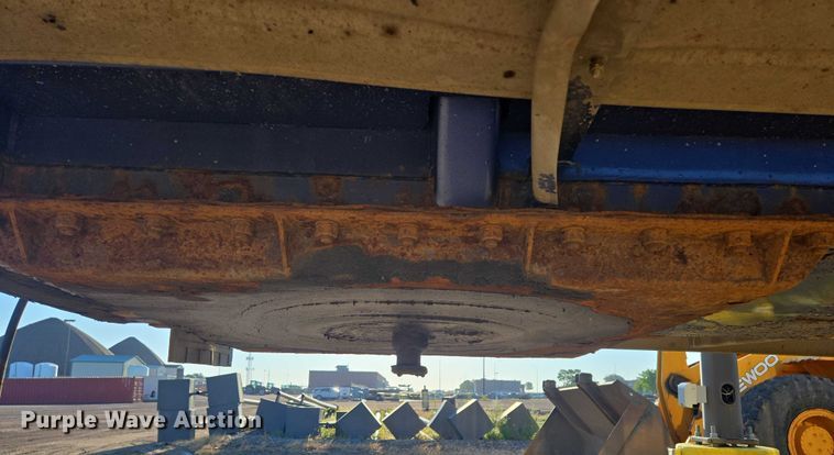 image for item EB1016 1995 Stainless Tank and Equipment tank trailer