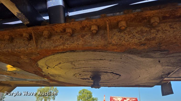 image for item EB1016 1995 Stainless Tank and Equipment tank trailer