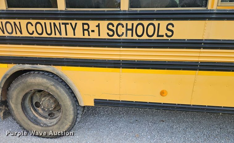 image for item EB8227 2007 Blue Bird school bus