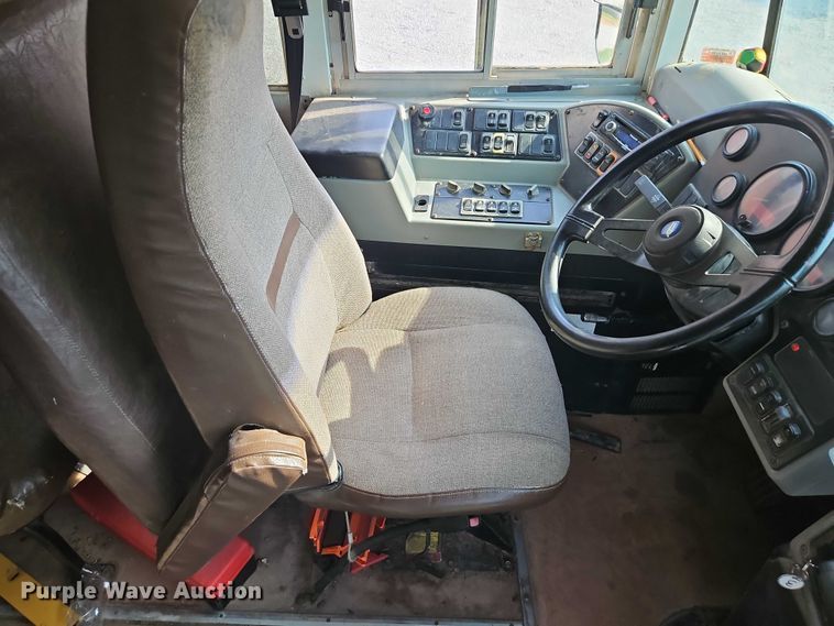 image for item EB8227 2007 Blue Bird school bus