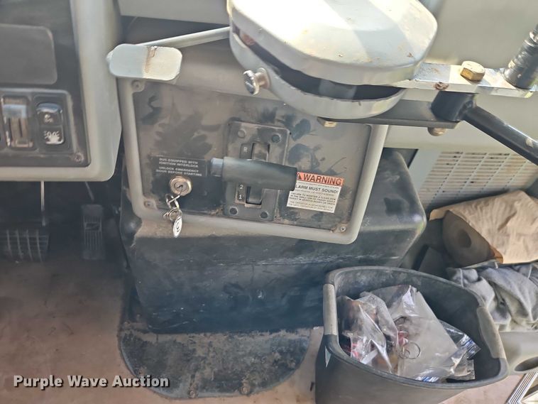 image for item EB8227 2007 Blue Bird school bus