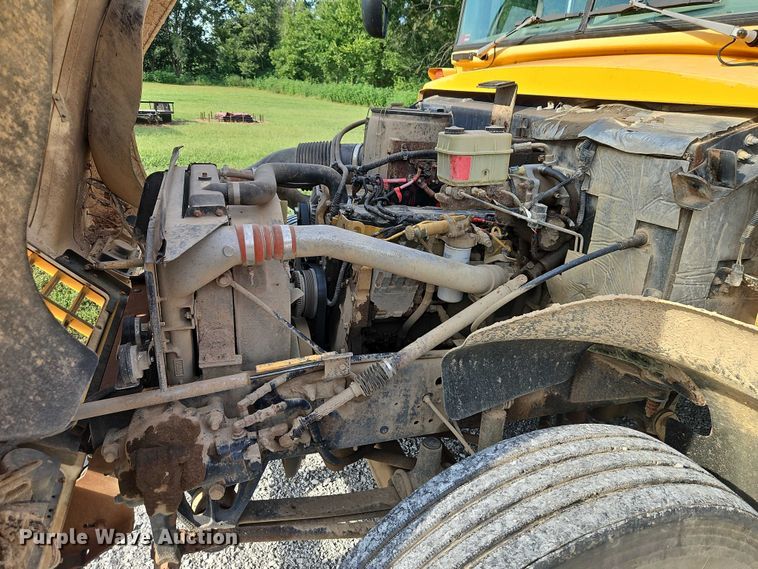 image for item EB8227 2007 Blue Bird school bus