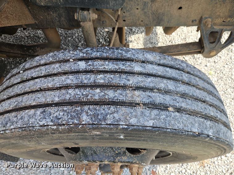 image for item EB8227 2007 Blue Bird school bus