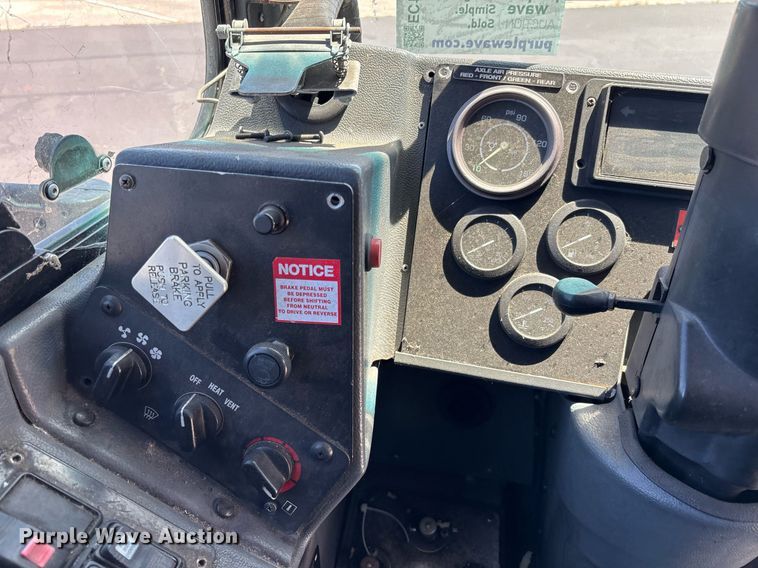 image for item EC1092 2008 Orion bus