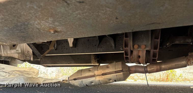 image for item EC1094 2009 Starcraft Ford E450 Super Duty shuttle bus