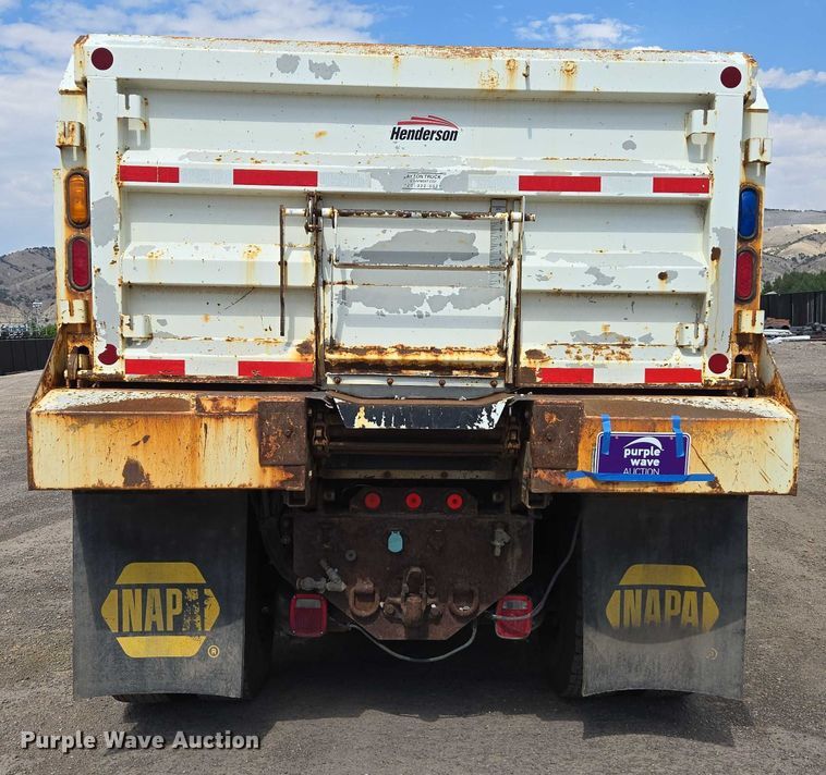 image for item EC1167 2009 International SF625 dump truck
