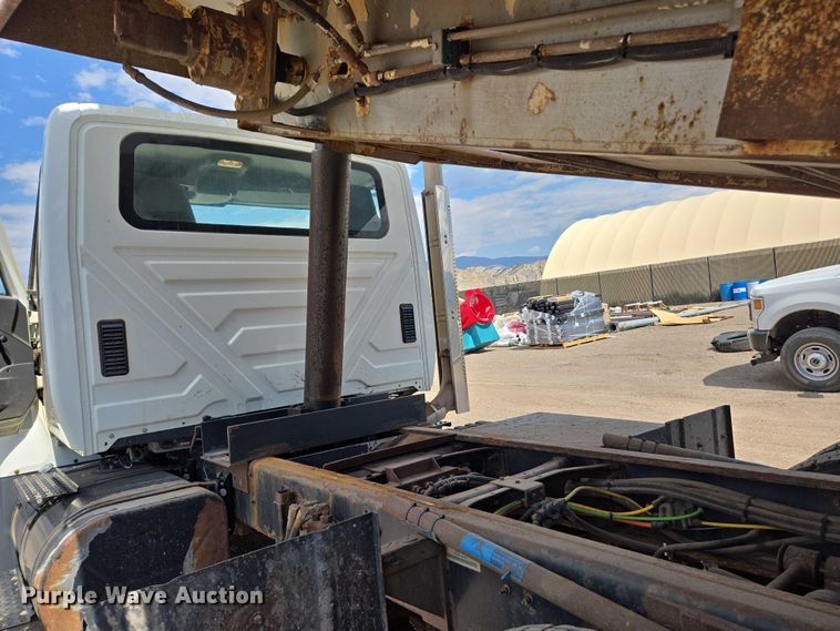 image for item EC1167 2009 International SF625 dump truck