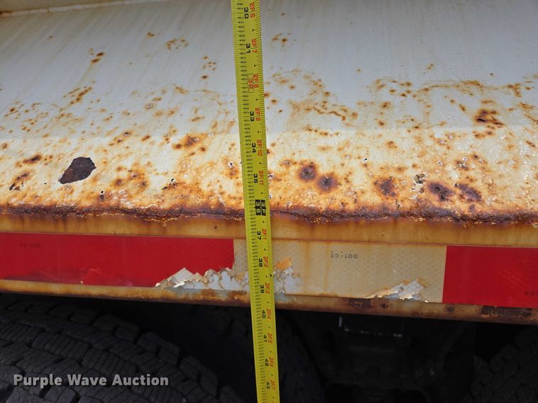 image for item EC1167 2009 International SF625 dump truck