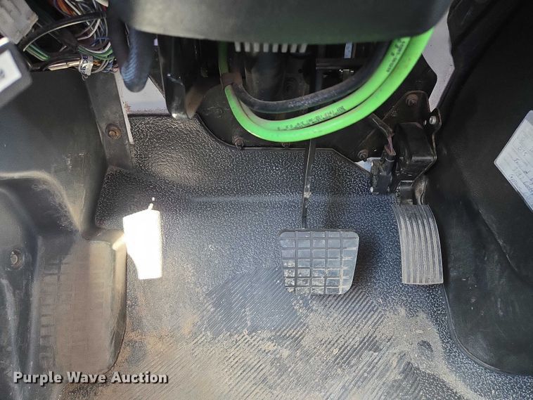 image for item EC1167 2009 International SF625 dump truck