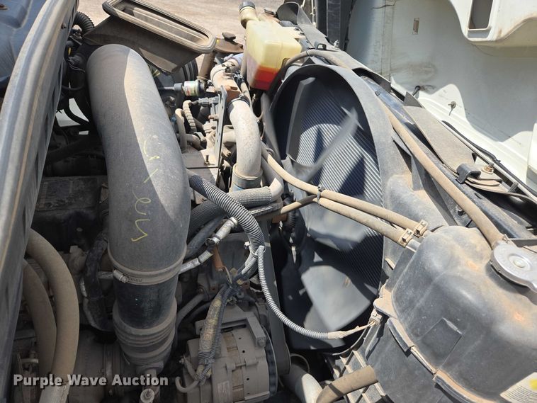 image for item EC1167 2009 International SF625 dump truck