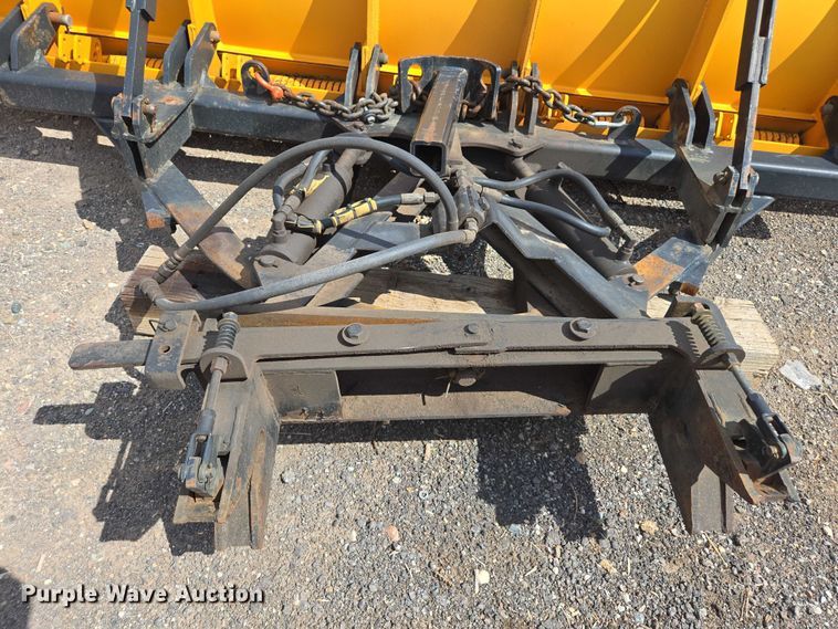 image for item EC1167 2009 International SF625 dump truck