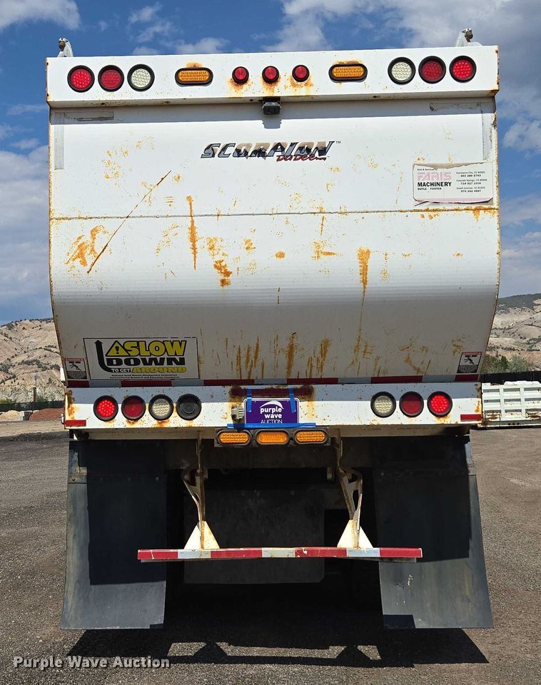 image for item EC1168 2014 Mack Leu refuse truck