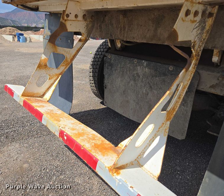 image for item EC1168 2014 Mack Leu refuse truck