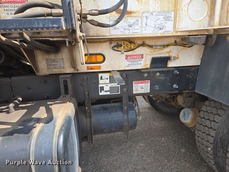 image for item EC1168 2014 Mack Leu refuse truck