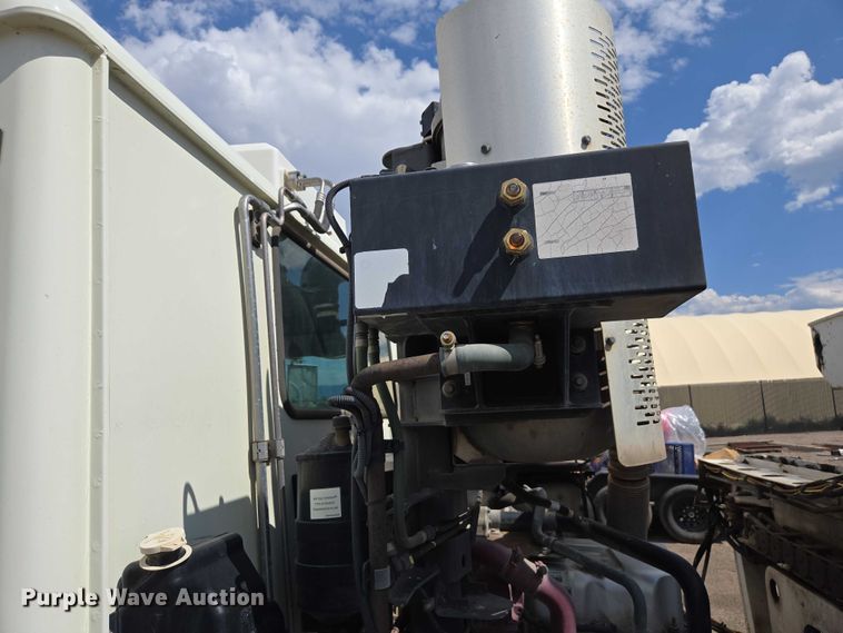 image for item EC1168 2014 Mack Leu refuse truck