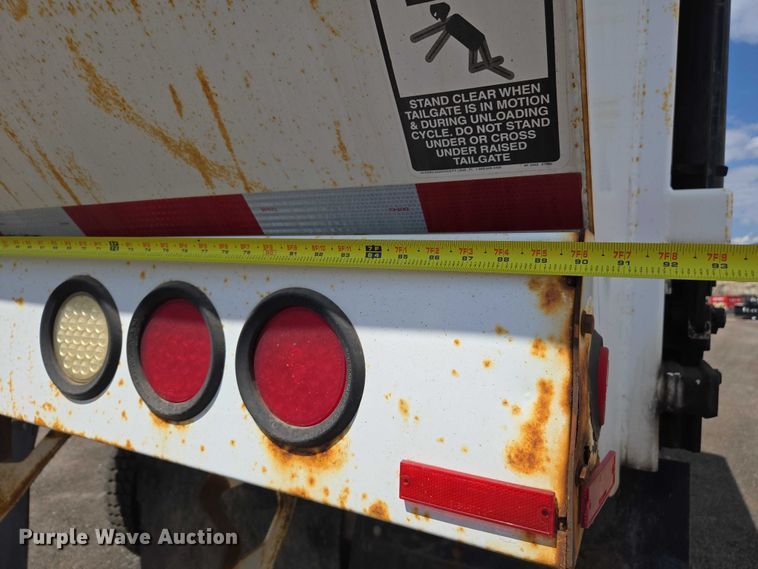 image for item EC1168 2014 Mack Leu refuse truck