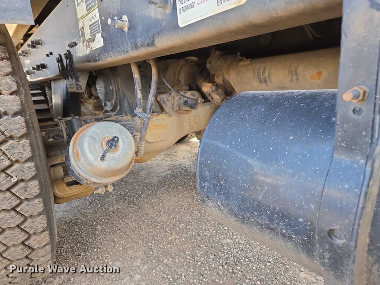 image for item EC1168 2014 Mack Leu refuse truck