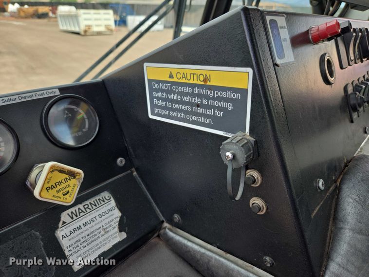 image for item EC1168 2014 Mack Leu refuse truck