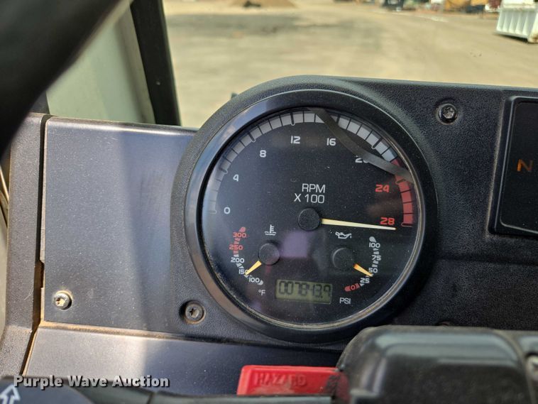 image for item EC1168 2014 Mack Leu refuse truck