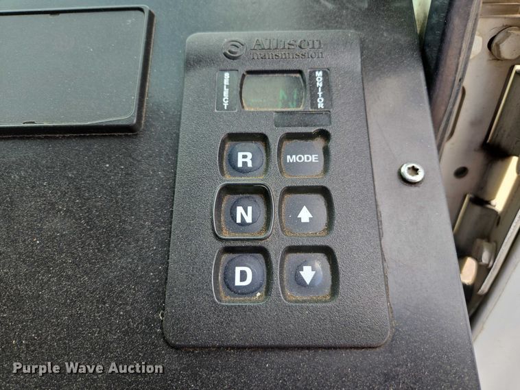 image for item EC1168 2014 Mack Leu refuse truck