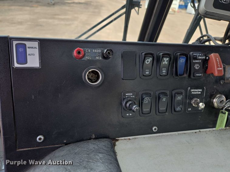 image for item EC1168 2014 Mack Leu refuse truck