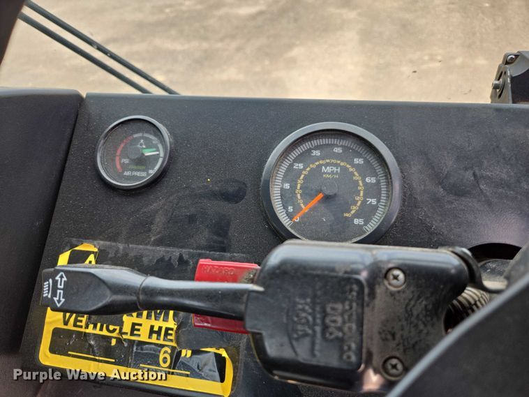 image for item EC1168 2014 Mack Leu refuse truck