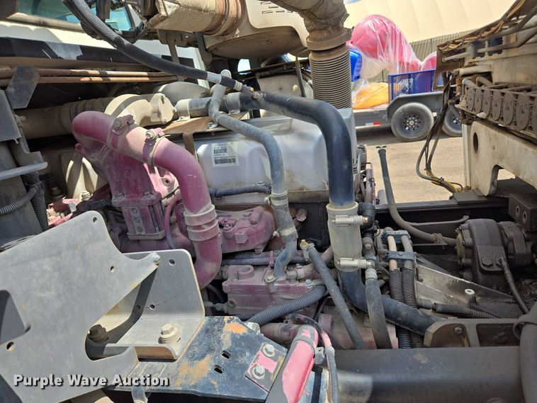 image for item EC1168 2014 Mack Leu refuse truck