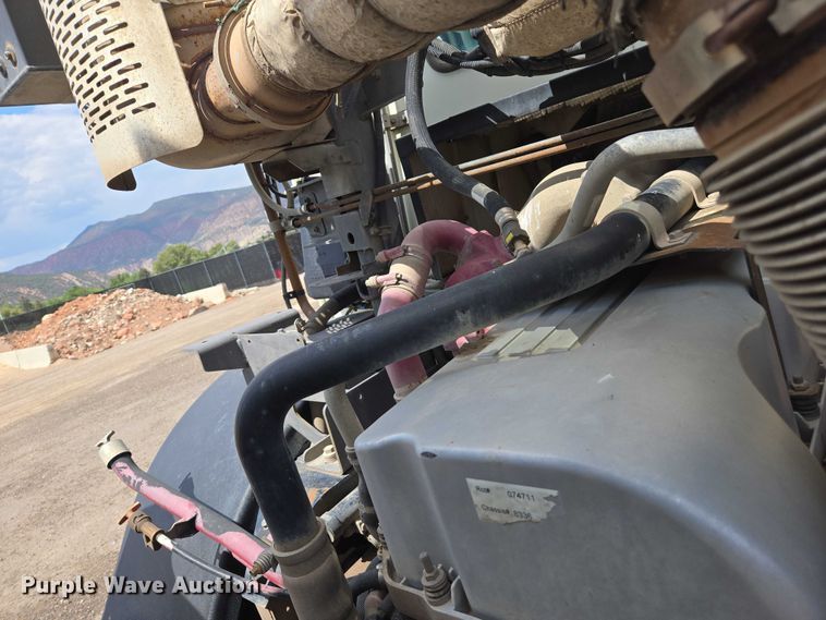 image for item EC1168 2014 Mack Leu refuse truck