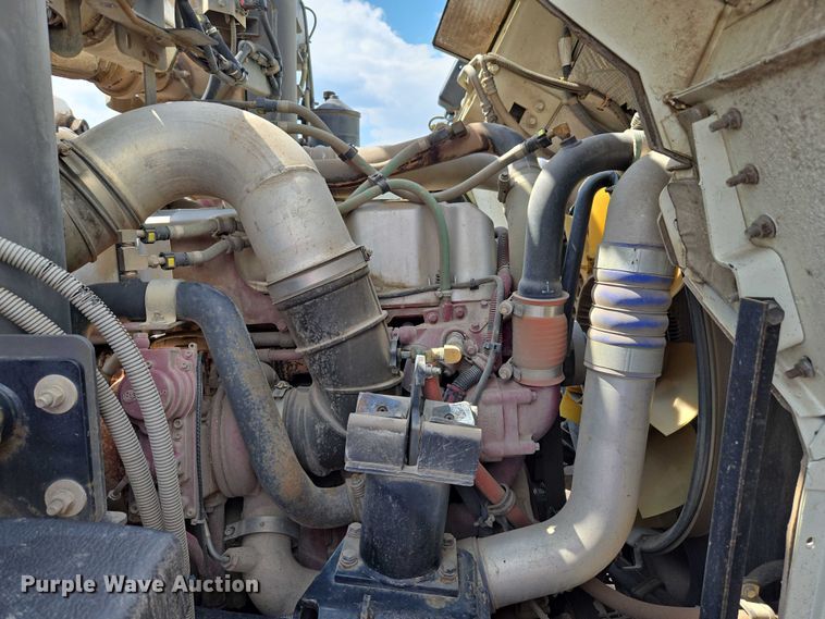 image for item EC1168 2014 Mack Leu refuse truck