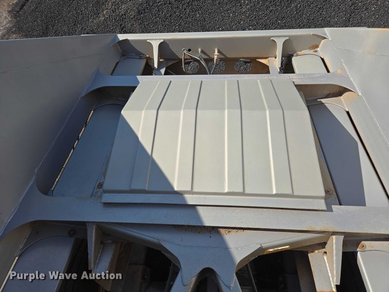 image for item EC1169 2005 Ranch Manufacturing Co. bottom dump trailer