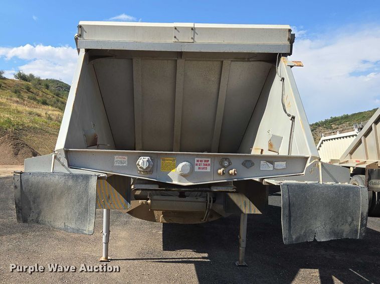 image for item EC1170 2004 Ranch Manufacturing  Co. bottom dump trailer