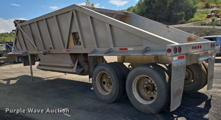 image for item EC1170 2004 Ranch Manufacturing  Co. bottom dump trailer