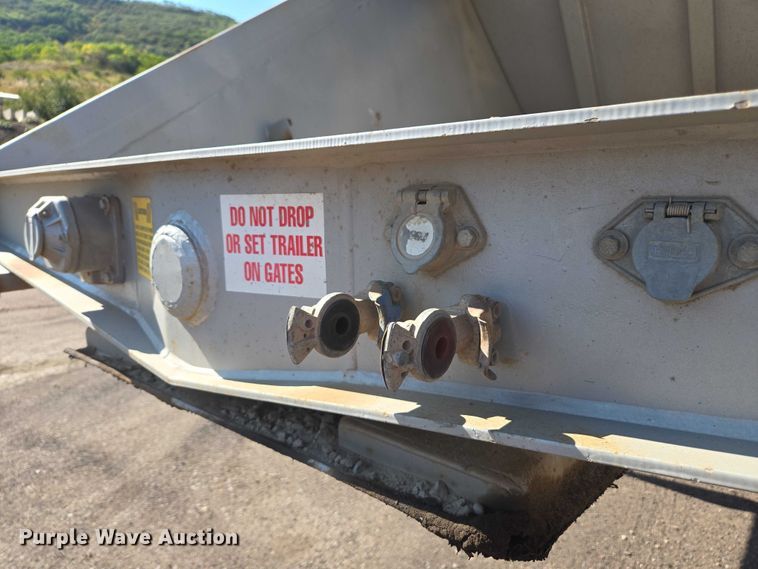 image for item EC1170 2004 Ranch Manufacturing  Co. bottom dump trailer