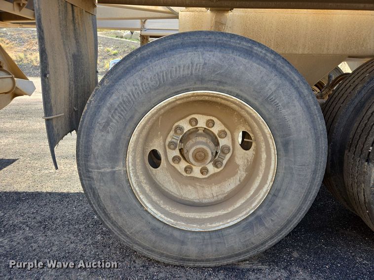 image for item EC1170 2004 Ranch Manufacturing  Co. bottom dump trailer
