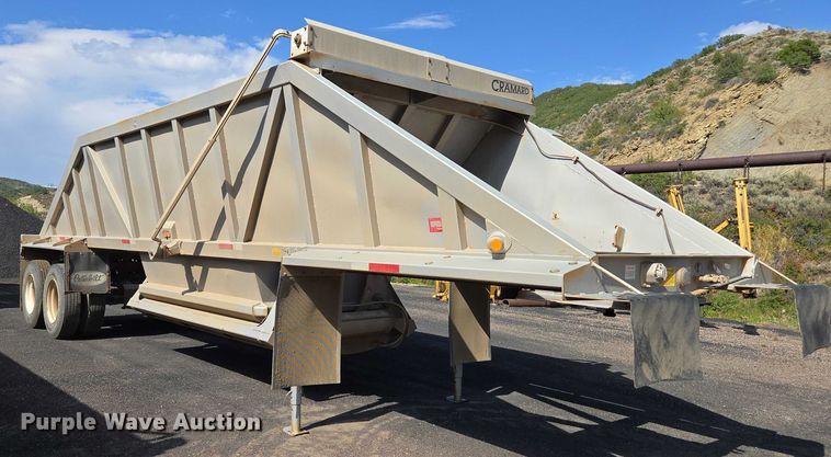 image for item EC1171 2004 Ranch Manufacturing Co. bottom dump trailer