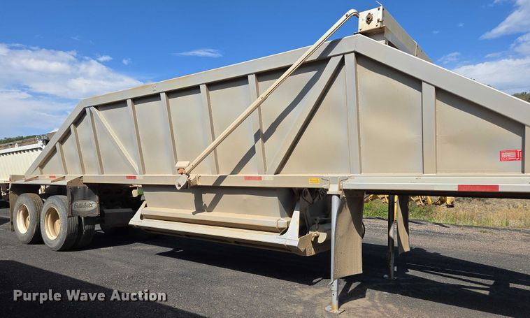 image for item EC1171 2004 Ranch Manufacturing Co. bottom dump trailer