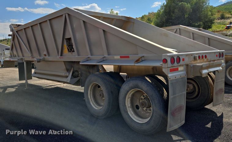 image for item EC1171 2004 Ranch Manufacturing Co. bottom dump trailer