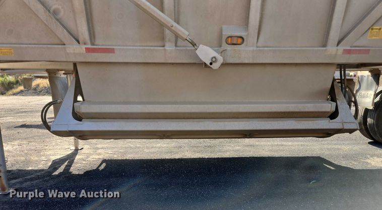 image for item EC1171 2004 Ranch Manufacturing Co. bottom dump trailer