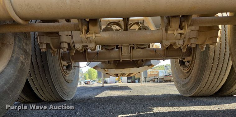 image for item EC1171 2004 Ranch Manufacturing Co. bottom dump trailer