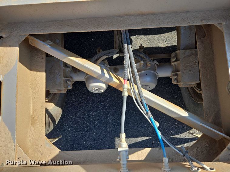 image for item EC1171 2004 Ranch Manufacturing Co. bottom dump trailer