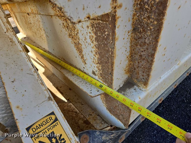 image for item EC1172 2020 Armor Lite Trailer SBD-40 LT bottom dump trailer