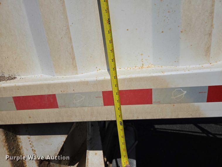 image for item EC1172 2020 Armor Lite Trailer SBD-40 LT bottom dump trailer